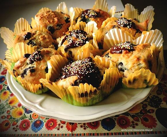 Muffinki z czekoladą i borówkami amerykańskimi
