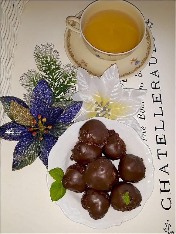 Korzenne kuleczki w mlecznej czekoladzie