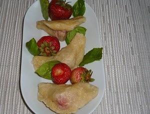 Pierogi z truskawkami