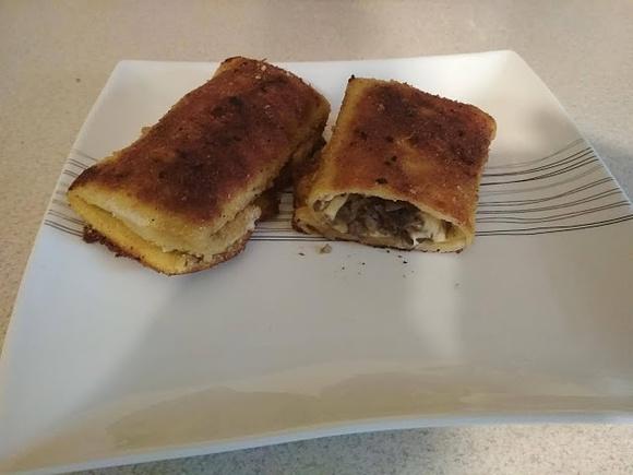 Krokiety z serem i pieczarkami