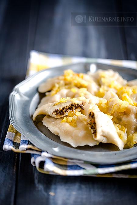 Pierogi z kapustą i grzybami
