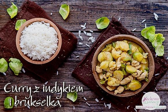 Curry z indykiem, brukselką i kalafiorem