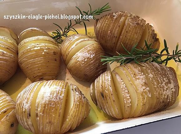 Ziemniaki Hasselback