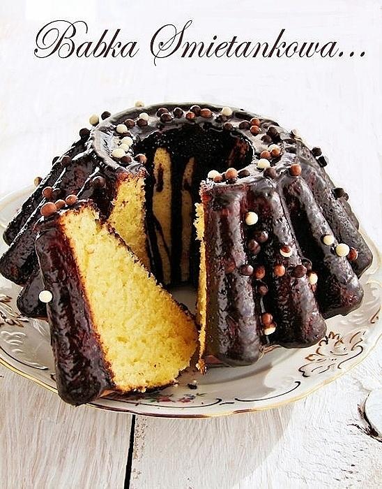 Babka śmietankowa – szybka i prosta w przygotowaniu