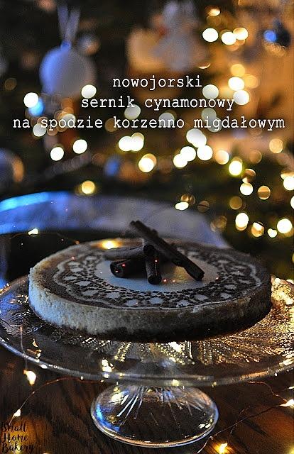 Nowojorski sernik cynamonowy na spodzie korzenno-migdałowym