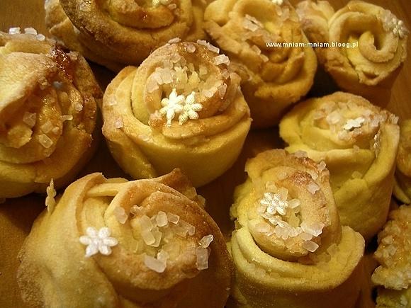 Kruche różyczki - pyszne i efektowne ciastka