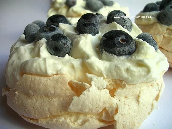 Mini pavlova na 3 kęsy