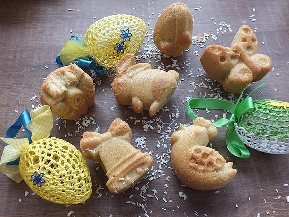 Kokosowe i orkiszowe wielkanocne muffinki ze zdrowej mąki