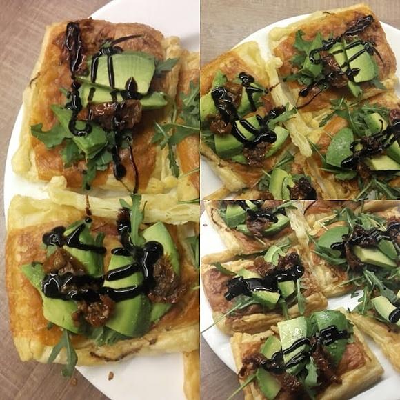 Przekąska francuska z avocado
