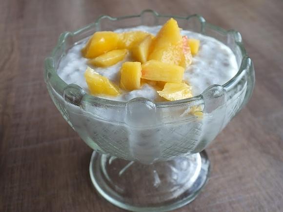 Gęsty kokosowy pudding z chia