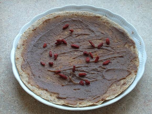 Omlet orkiszowo-jaglany z chia i kremem z kasztanów