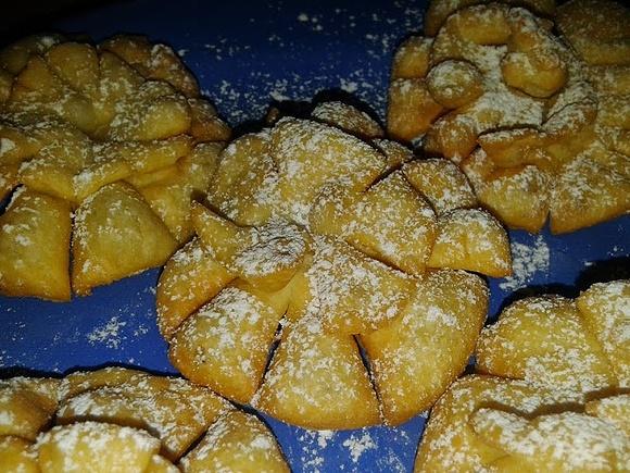 Faworkowe różyczki Kasi