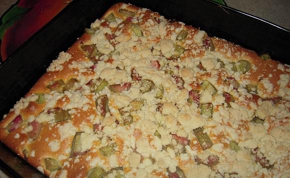 Ciasto z rabarbarem i kruszonką