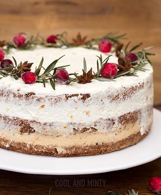 Tort piernikowy z kremem pomarańczowym i skórką pomarańczową