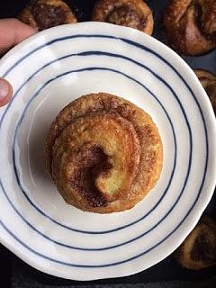 Kanelbullar - szwedzkie bułeczki cynamonowe