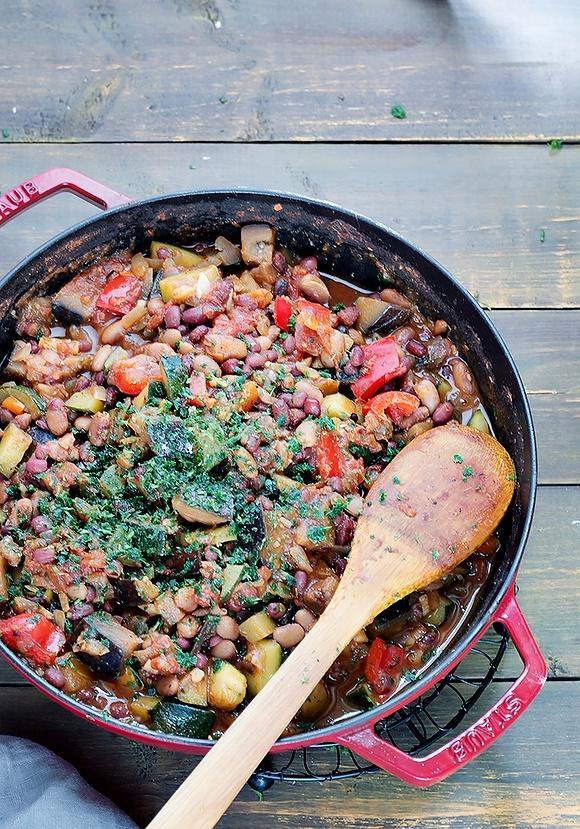 Chili sin carne z cukinią i bakłażanem