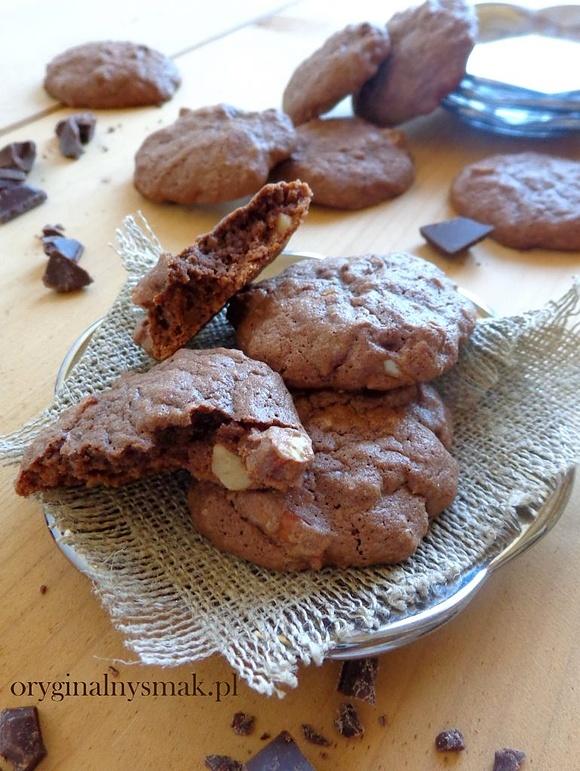 Ciasteczka brownie z migdałami i amaretto