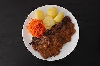 Pieczona karkówka na ostro w coca-coli