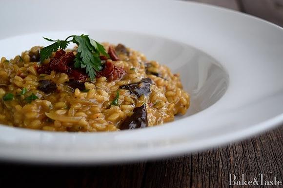 Risotto z suszonymi grzybami i oscypkiem