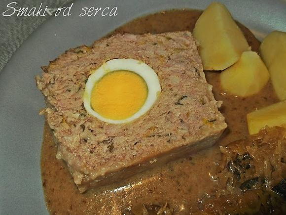 Pieczeń rzymska z jajkiem