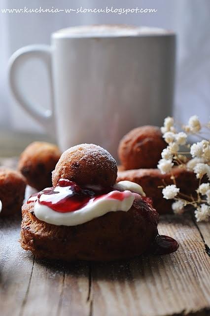Papanasi rumuńskie pączki serowe