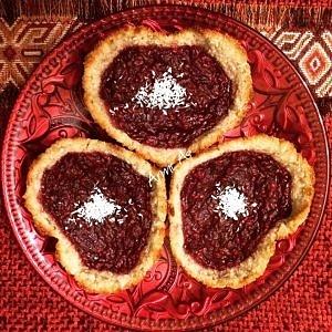 Fit tarteletki bez mąki z frużeliną malinową