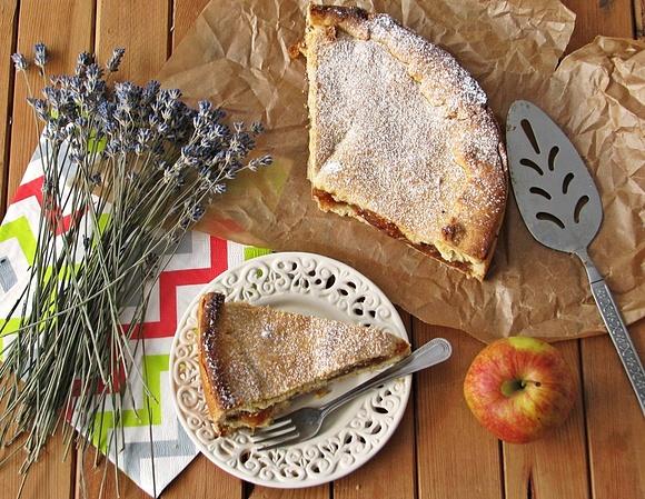 Szarlotka amerykańska - krucha i aromatyczna z jabłkami i budyniem