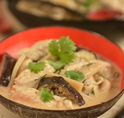 Curry z bakłażanem i kurczakiem