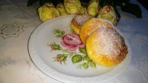 Syrniki rosyjskie placuszki z twarogu