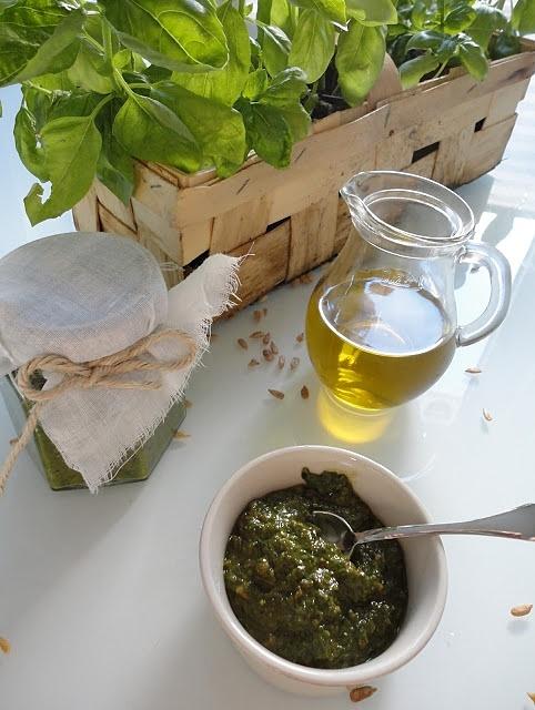 Bazyliowe pesto z ziarnami słonecznika