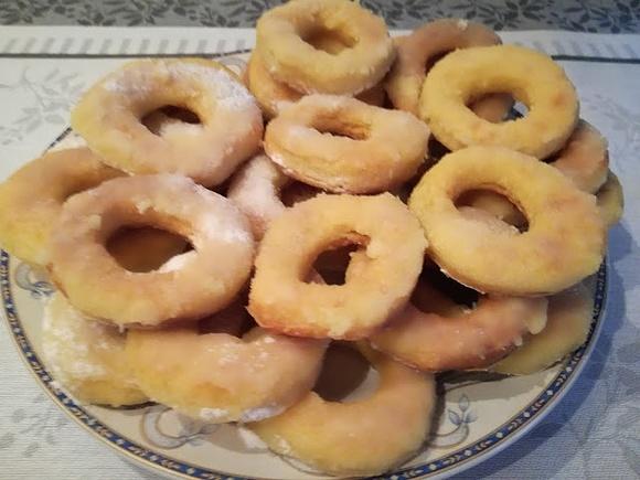 Pieczone oponki bez oleju – zdrowe i szybkie słodkie wypieki