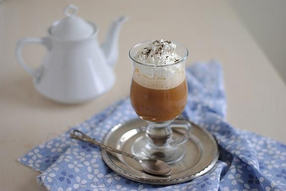 Irish Coffee z likierem irish cream