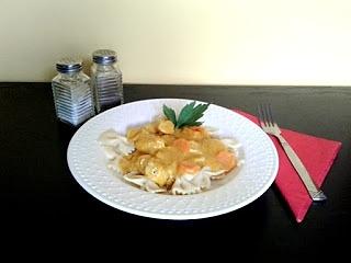 Kurczak w sosie curry z dynią