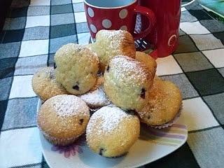 Muffinki z czarną porzeczką