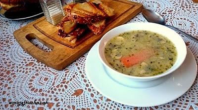 Zupa pieczarkowa na rosole