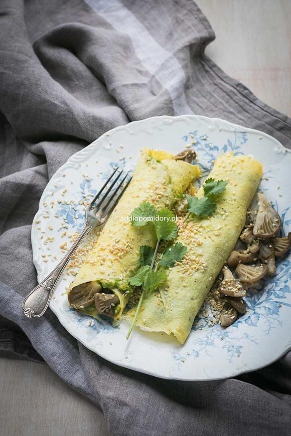 Delikatne ruloniki z omletów lub jednoskładnikowe naleśniki bezglutenowe