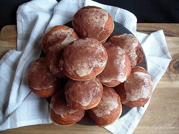 Pączki tiramisu z mascarpone i kakao
