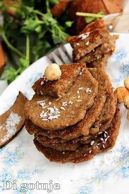 Placuszki bananowo-kokosowe bez glutenu i cukru