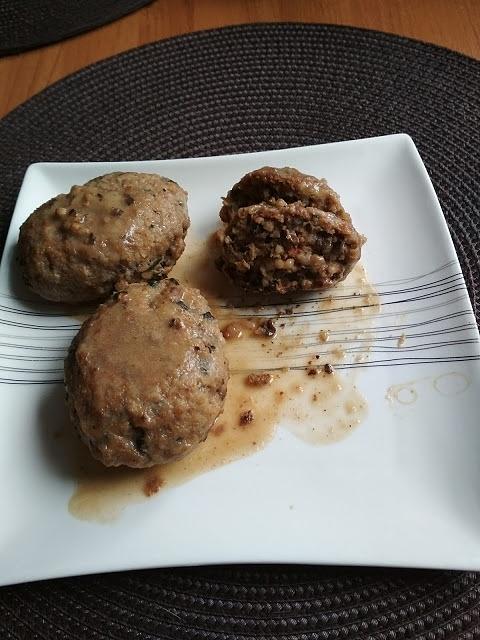 Kotlety z kaszy i pieczarek