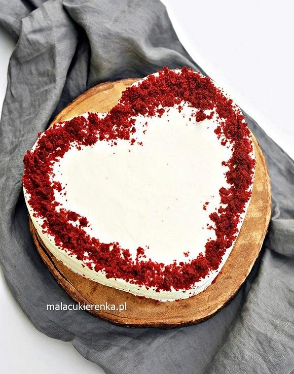 Red velvet cake - wilgotny tort z kremem serowym