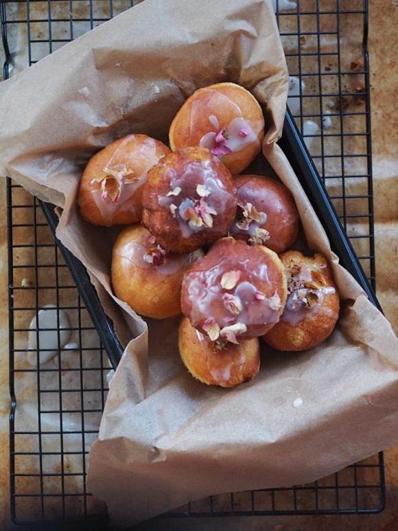 Pączki doskonałe z różą