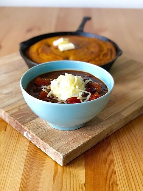 Chili z dynią piżmową i papryczkami chipotle