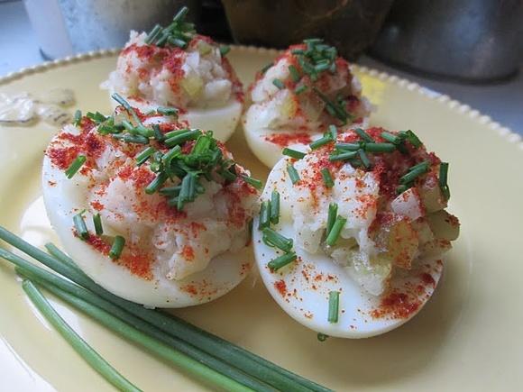 Jaja wielkanocne nadziewane dorszem