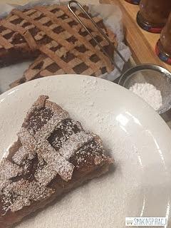 Orzechowo-pomarańczowa tarta jabłkowa