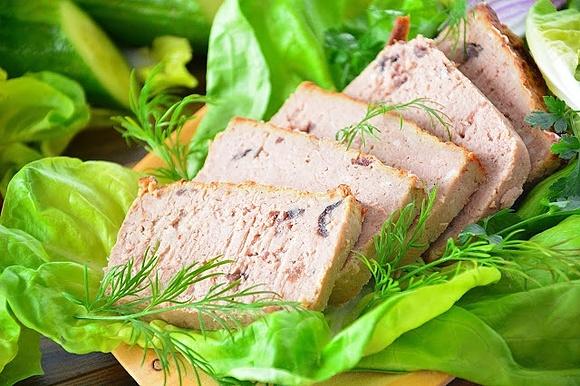 Pasztet domowy z kaczek z żurawiną kremowy i aromatyczny