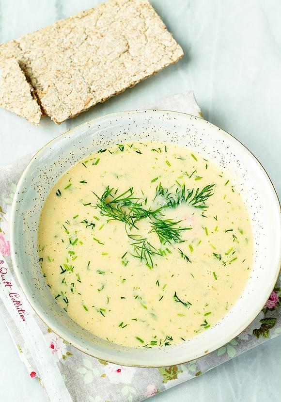 Jak wykorzystać skorupki skorupiaków w zupie krewetkowej