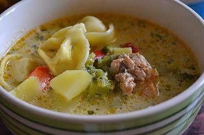 Zupa z kurczakiem gyros i papryczką chili