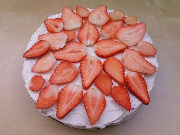 Tort dla dziecka bez mleka jajek i glutenu