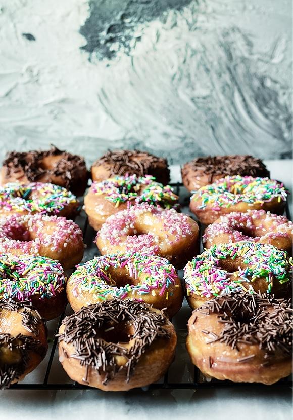 Amerykańskie doughnuts czyli pączki z dziurką