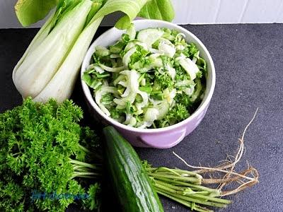 Wiosenna zielona surówka